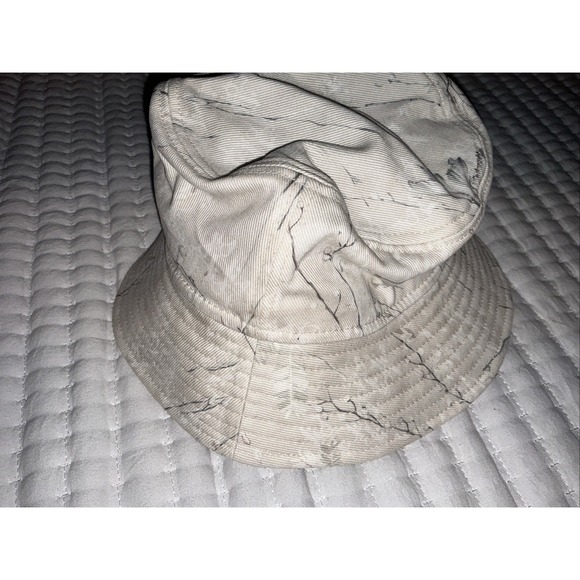 Christian Dior Bucket Hat T3 Size